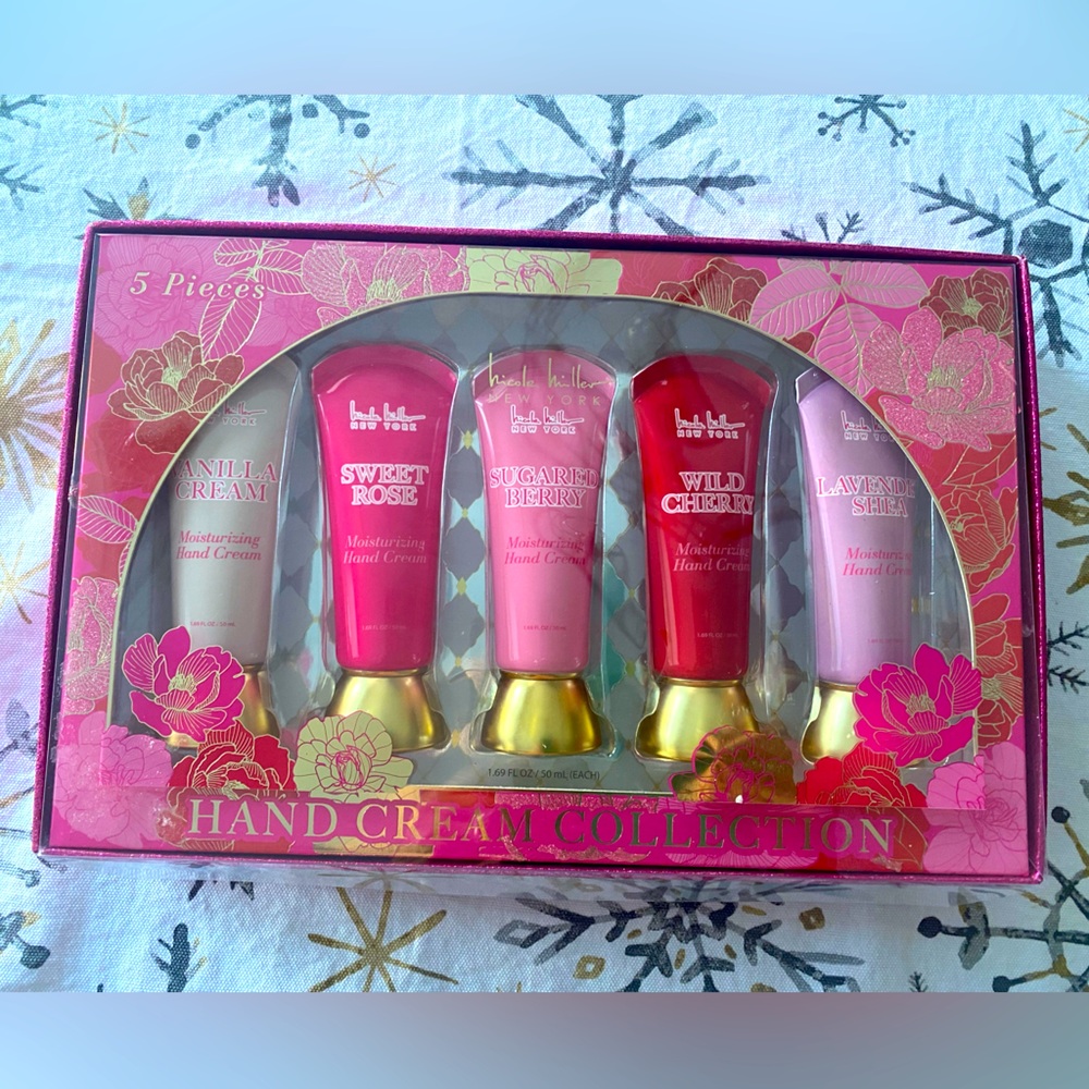 Nicole Miller 5 Piece Hand Lotion Set